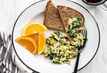 Scrambled Eggs with Spinach and Feta